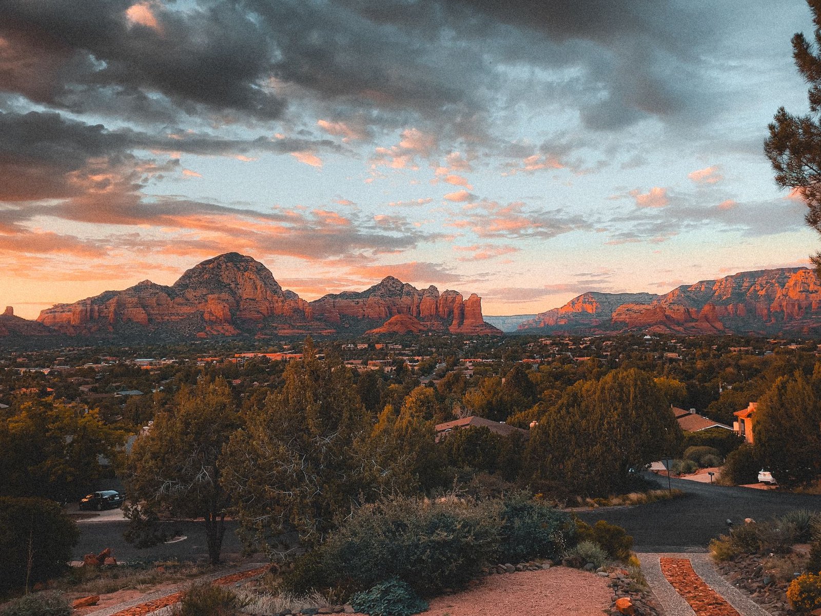 Sedona Travel Guide: USA cover 2362